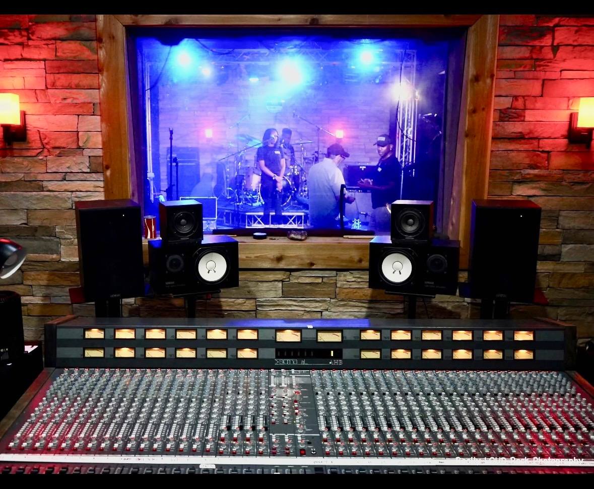 AHB VINTAGE British 44-channel